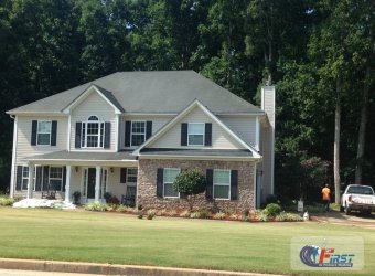Clean shingle roof after roof cleaning