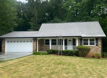 Clean shingle roof after roof cleaning
